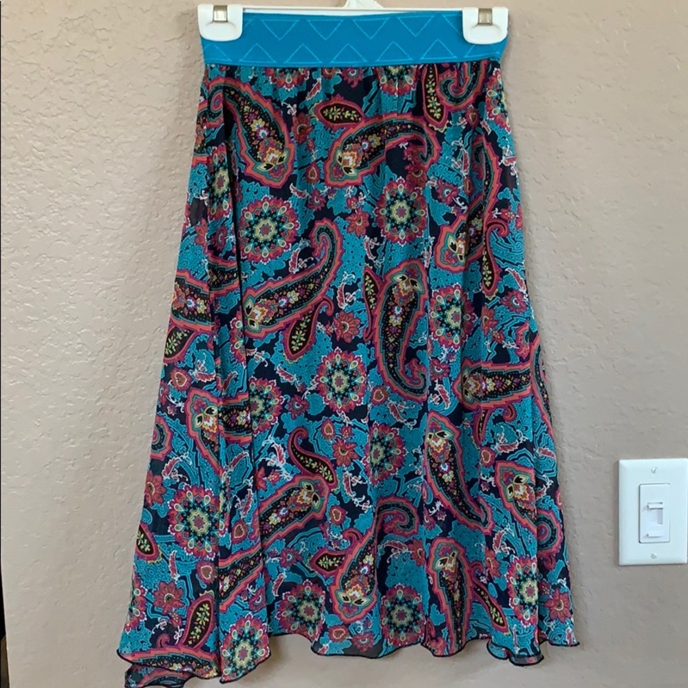 LuLaRoe Lola Skirt - gorgeous paisley!